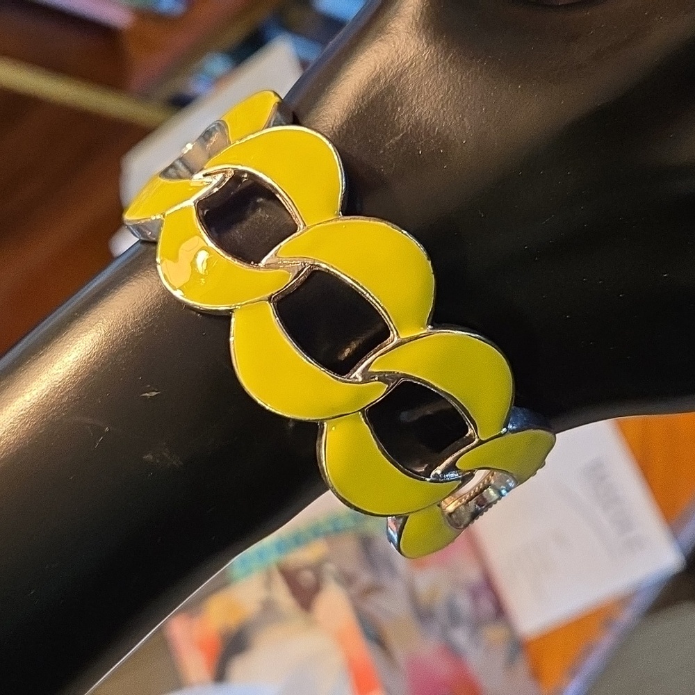 Chartreuse Enamel Hinged Clamper Bracelet